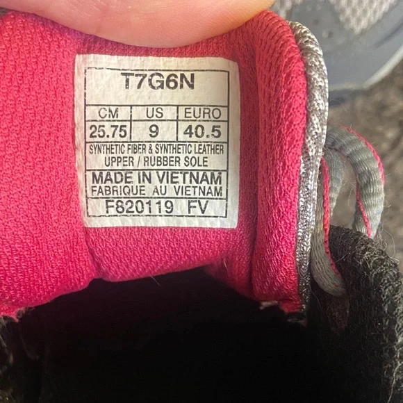 Asics Gel-Venture 6 Gray and Pink Women's Athletic Shoes - Picture 3 of 4